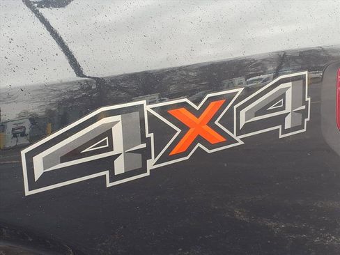 Used 2017 Ford F150 Platinum w/ Equipment Group 701A Luxury image 33