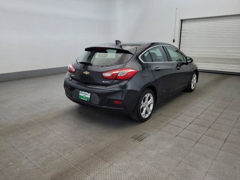 Used 2018 Chevrolet Cruze Premier FWD image 9