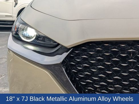 Certified 2025 MAZDA CX-30 Carbon image 10