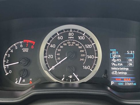 Used 2022 Toyota Corolla LE image 17