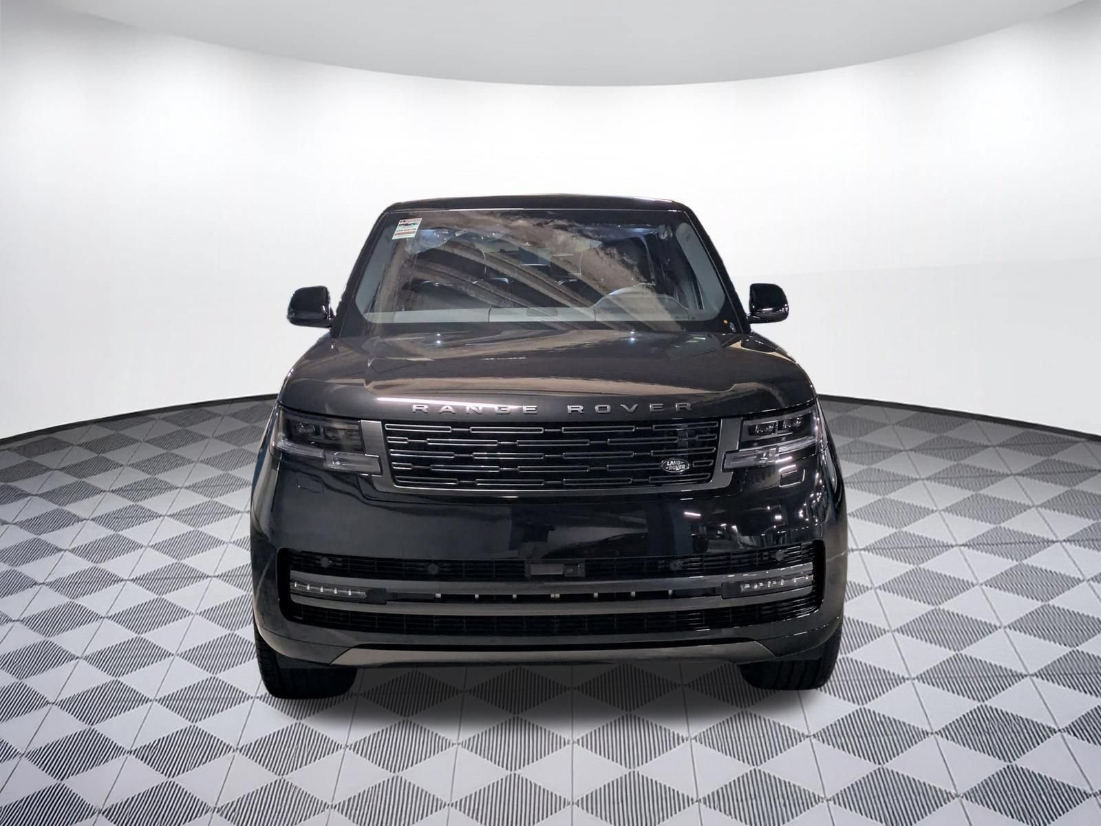 New 2026 Land Rover Range Rover Long Wheelbase SE AWD/4WD image 8