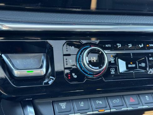 New 2026 GMC Sierra 2500 Denali w/ Denali Reserve Package image 20