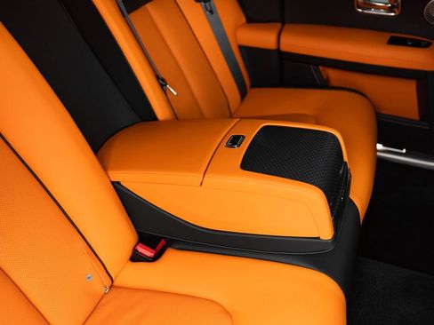 Used 2025 Rolls-Royce Ghost Black Badge AWD/4WD image 34