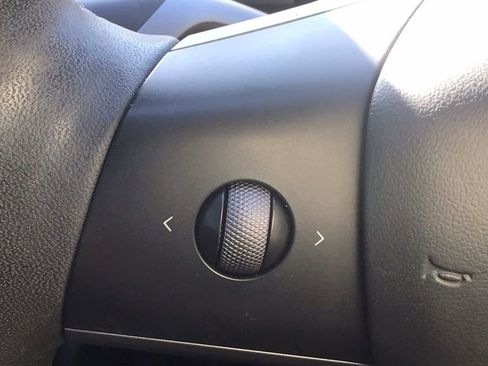 Used 2023 Tesla Model 3 Standard Range image 18