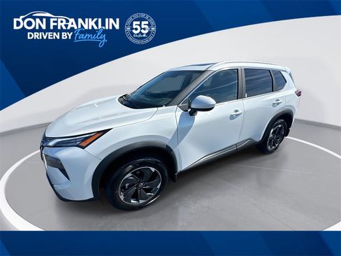 New 2026 Nissan Rogue SV image 1