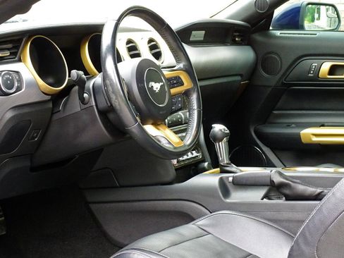 Used 2019 Ford Mustang Premium RWD image 14