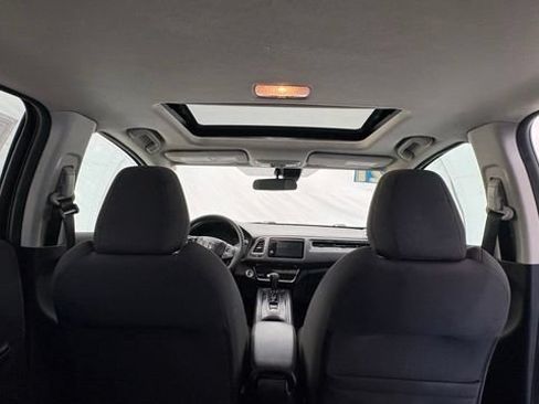 Used 2021 Honda HR-V EX image 27