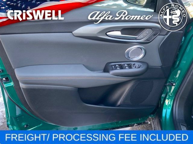 New 2025 Alfa Romeo Tonale w/ Premium Package AWD/4WD image 16