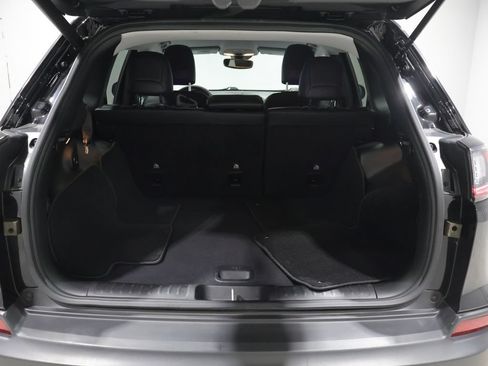 Certified 2022 Jeep Cherokee Latitude Lux AWD/4WD image 5