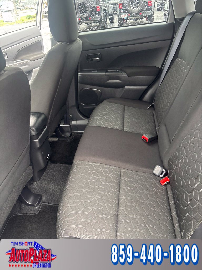 Used 2026 Mitsubishi Outlander Sport LE AWD/4WD image 19
