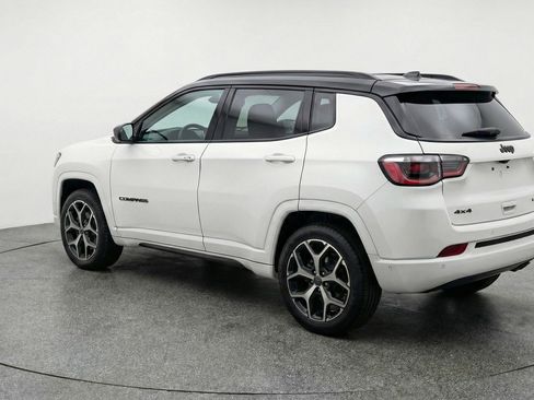 Used 2025 Jeep Compass Limited AWD/4WD image 6