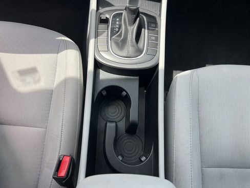 Used 2025 Hyundai Kona SEL FWD image 14
