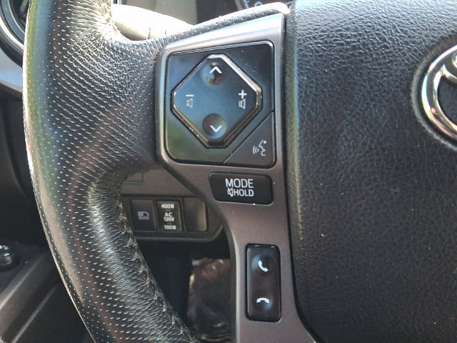 Certified 2022 Toyota Tacoma TRD Off-Road w/ Technology Package AWD/4WD image 20
