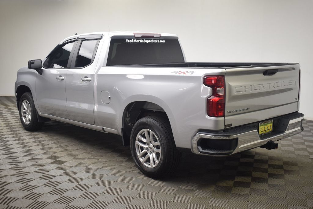 Used 2020 Chevrolet Silverado 1500 LT w/ Trailering Package AWD/4WD image 4