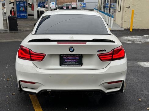 Used 2018 BMW M4 Convertible image 6