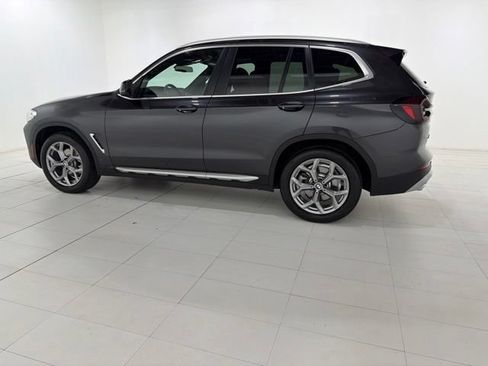 Used 2023 BMW X3 xDrive30i w/ Premium Package AWD/4WD image 2