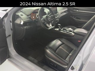 Used 2024 Nissan Altima 2.5 SR FWD image 8