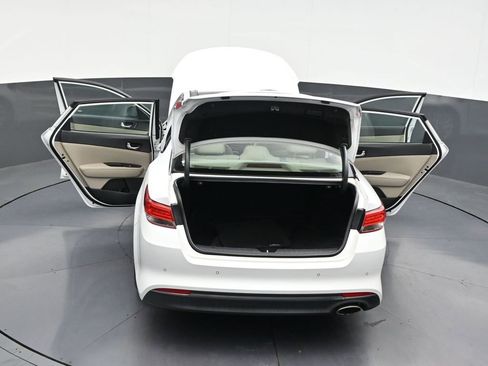 Used 2016 Kia Optima EX w/ Premium Package FWD image 36