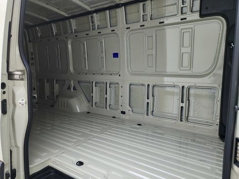 New 2026 Mercedes-Benz Sprinter 2500 image 19