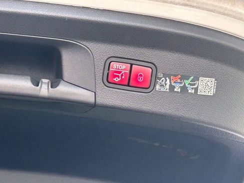Used 2025 Mercedes-Benz GLE 450 4MATIC Coupe image 36