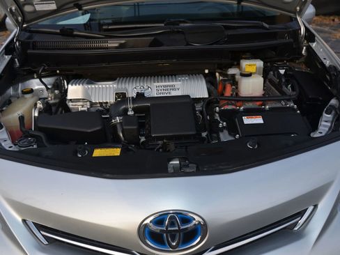 Used 2013 Toyota Prius V Three image 43