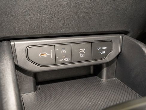 New 2025 Kia K4 LXS image 15