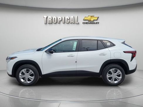 New 2026 Chevrolet Trax LS FWD image 2