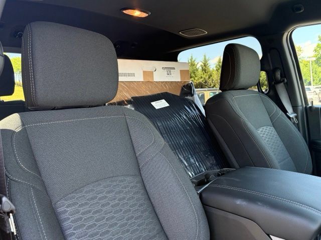 New 2026 RAM 2500 Big Horn AWD/4WD image 27