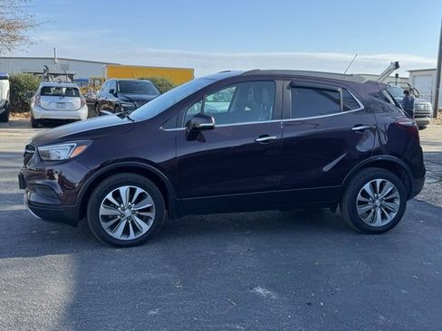 Used 2017 Buick Encore Preferred image 4
