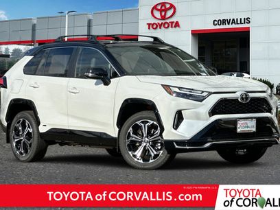New 2025 Toyota RAV4 XSE w/ Weather Package
