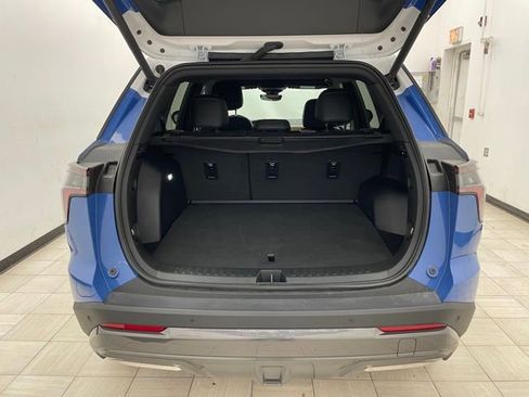 New 2025 Chevrolet Equinox ACTIV w/ Safety and Technology Package image 12