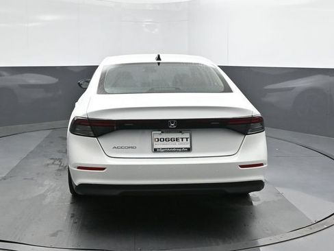 New 2026 Honda Accord SE image 5