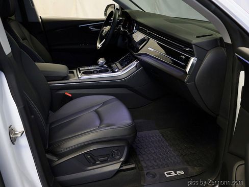 Used 2022 Audi Q8 Premium Plus image 37