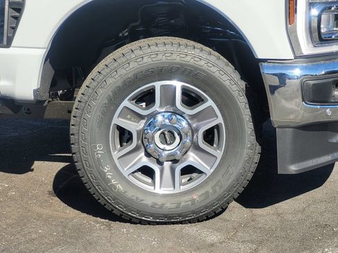 New 2026 Ford F250 Lariat w/ Lariat Ultimate Package AWD/4WD image 3