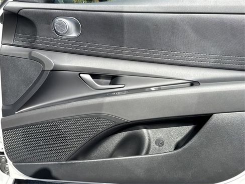 New 2026 Hyundai Elantra Blue image 14