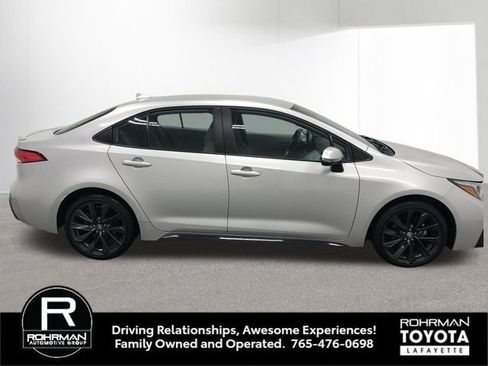 Used 2024 Toyota Corolla SE image 8