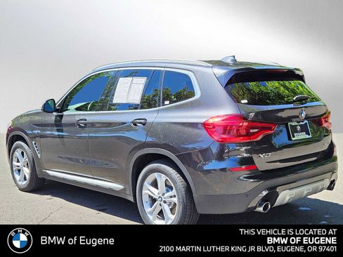 Used 2019 BMW X3 xDrive30i w/ Premium Package AWD/4WD image 5