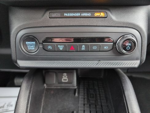 Used 2025 Ford Bronco Sport Big Bend w/ Convenience Package image 29