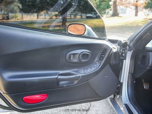 Used 2003 Chevrolet Corvette Z06 w/ Memory Package, 3 Drivers image 18