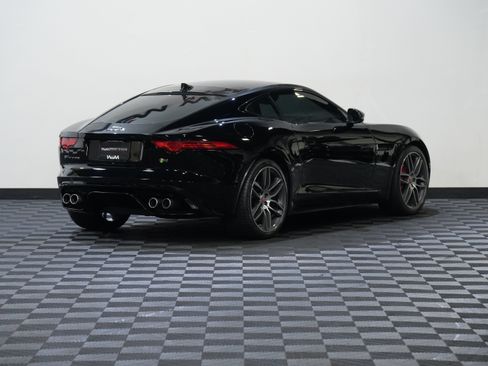 Used 2015 Jaguar F-TYPE R RWD image 6