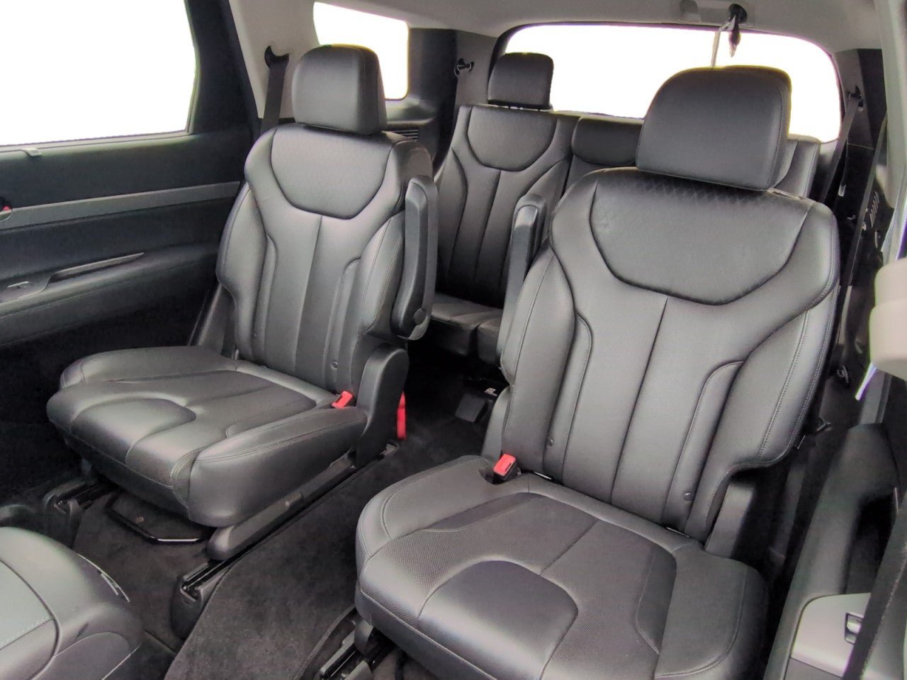 Used 2022 Hyundai Palisade SEL w/ Premium Package FWD image 25
