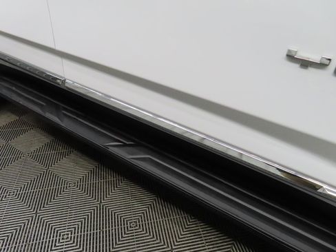 Used 2025 GMC Yukon Elevation w/ Elevation Premium Package image 59