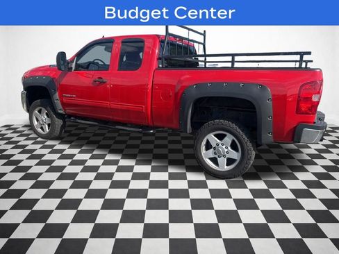 Used 2010 Chevrolet Silverado 2500 LT w/ Interior Plus Package AWD/4WD image 30