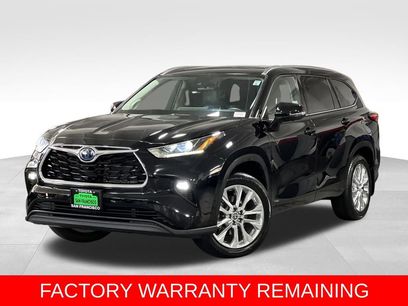 Used 2023 Toyota Highlander Limited