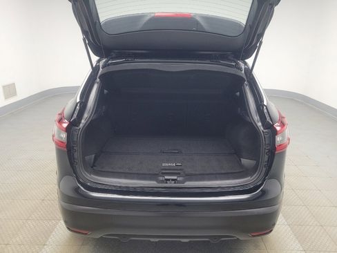 Used 2022 Nissan Rogue Sport SL w/ Premium Package image 29