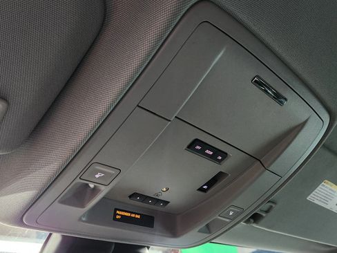 Used 2018 GMC Sierra 1500 SLT image 36