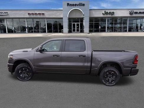 New 2026 RAM 1500 Big Horn AWD/4WD image 6