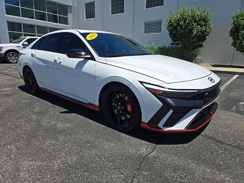 Certified 2025 Hyundai Elantra N FWD image 4