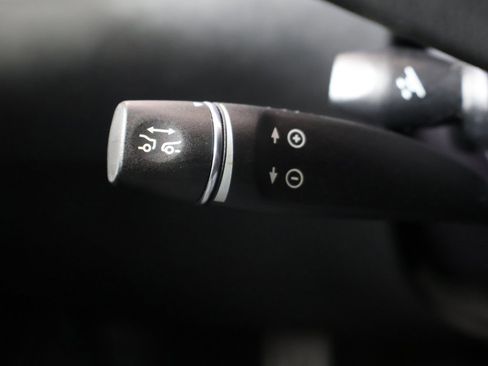 Used 2016 Tesla Model S 90D image 40