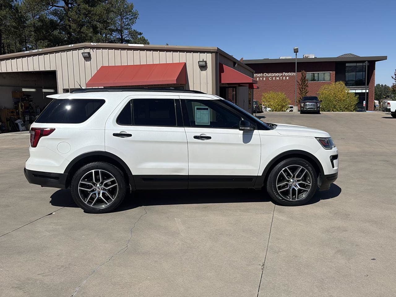 Used 2018 Ford Explorer Sport AWD/4WD image 8